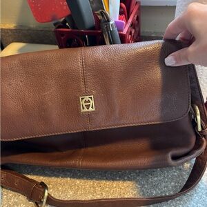 Elegant Brown Leather Shoulder Bag